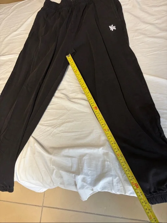 YoungLA Black Pump Cover Joggers XL - Picture 4 of 6